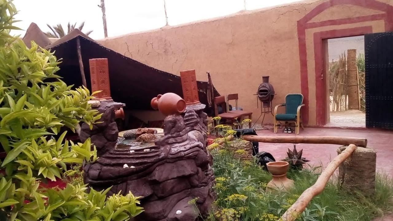 Bed and Breakfast Tarmguist Aït Boukha Exterior foto