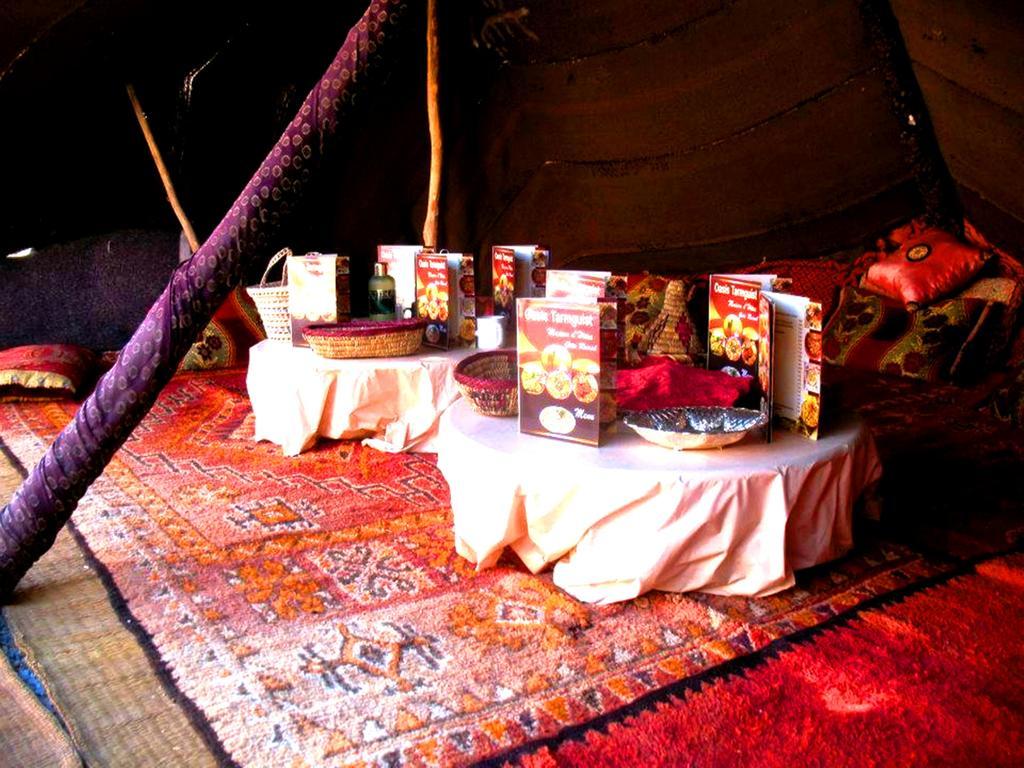 Bed and Breakfast Tarmguist Aït Boukha Exterior foto