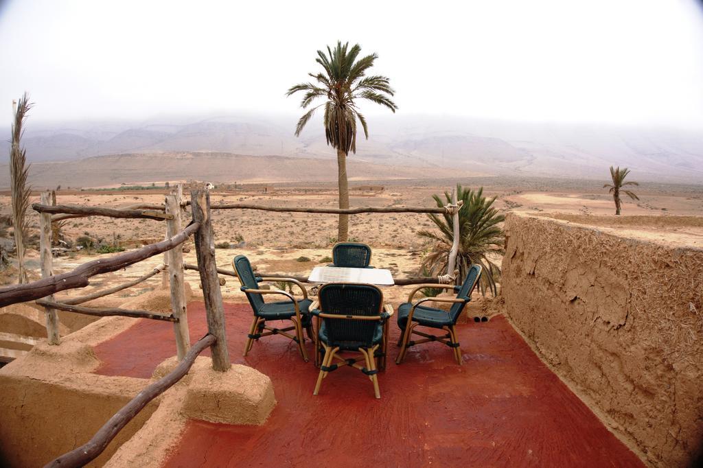 Bed and Breakfast Tarmguist Aït Boukha Exterior foto