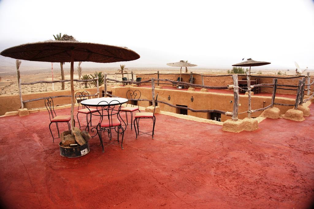 Bed and Breakfast Tarmguist Aït Boukha Exterior foto