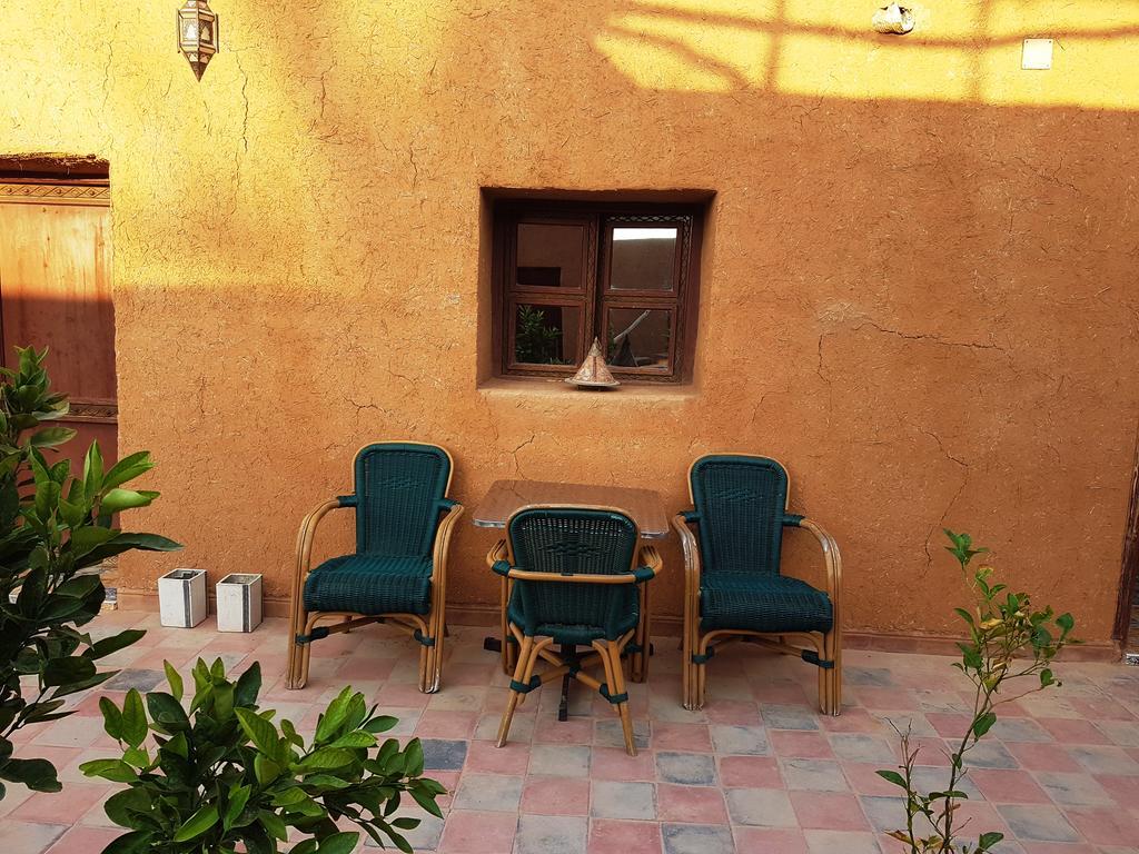 Bed and Breakfast Tarmguist Aït Boukha Exterior foto