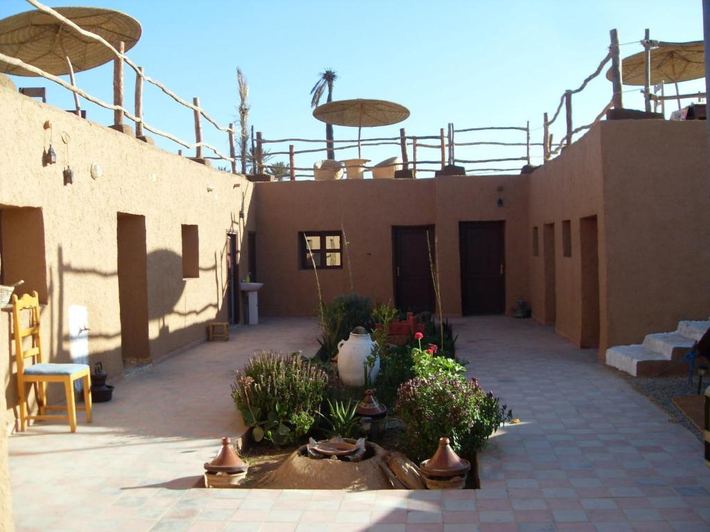 Bed and Breakfast Tarmguist Aït Boukha Exterior foto